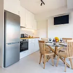 Athinais Urban Living 1 Just 2 Minutes From The Port